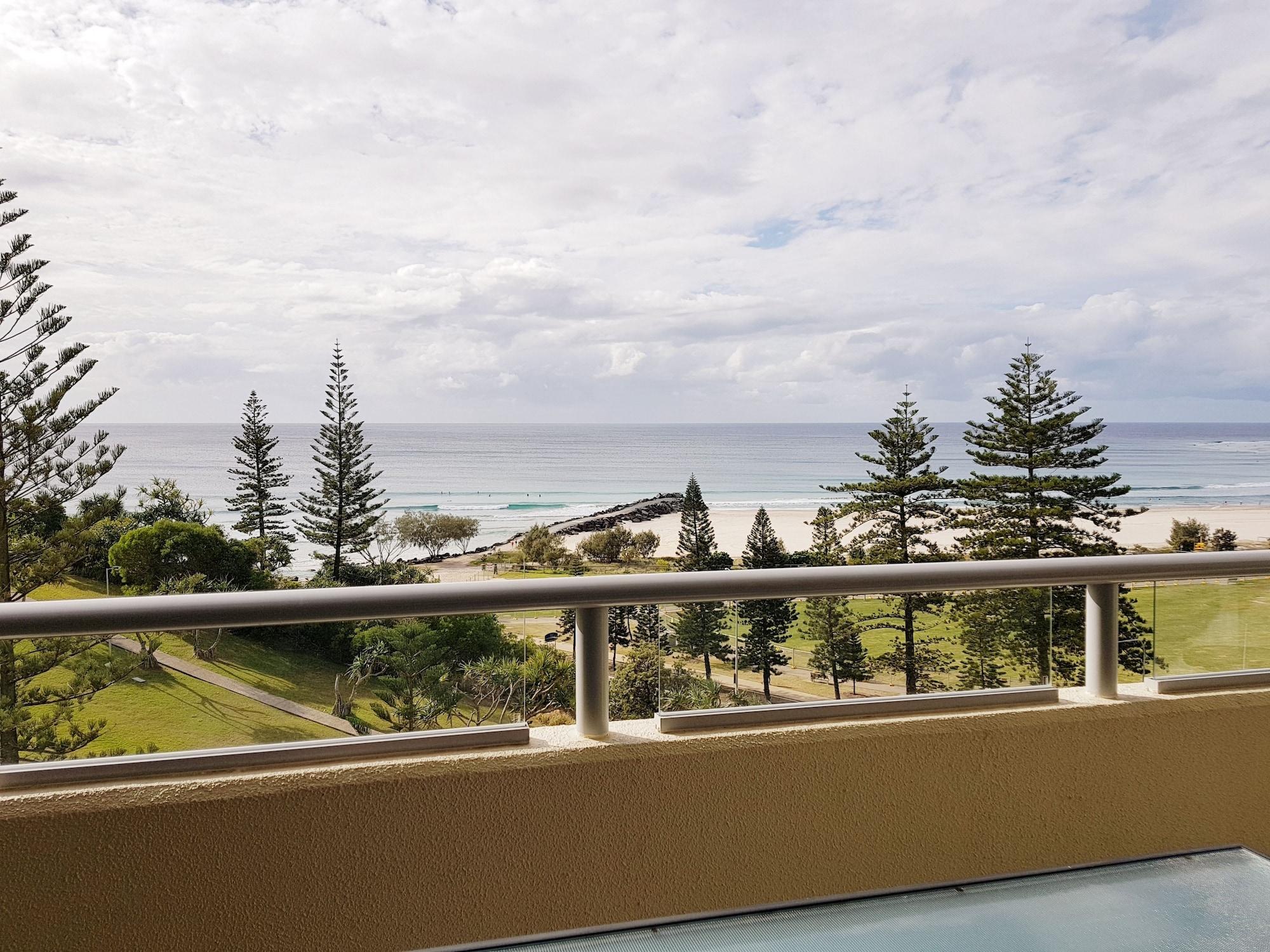 Blue C Coolangatta Aparthotel Luaran gambar